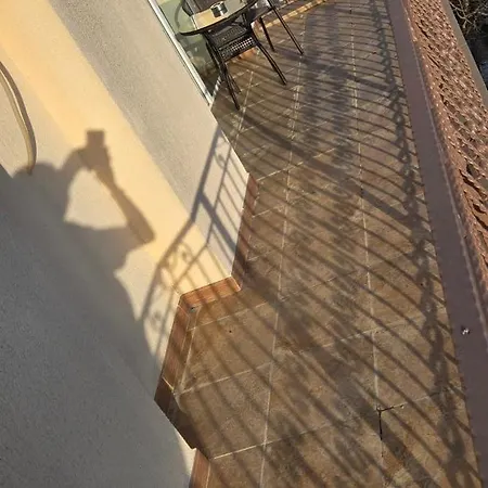 La 2 Pasi De Mare Eforie Nord